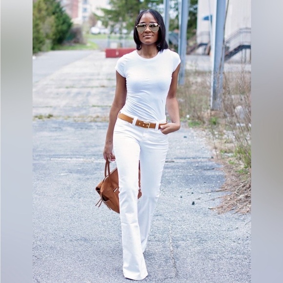 7 For All Mankind Denim - NWT 7ForAllMankind NO FILTER ULTRA HIGH RISE SKINNY FLARE IN CLEAN WHITE
